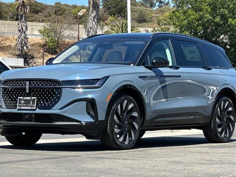 New 2026 Lincoln Nautilus Reserve AWD/4WD image 7