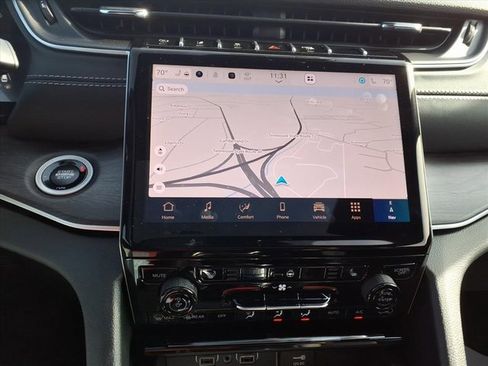 New 2025 Jeep Grand Cherokee L Limited image 16