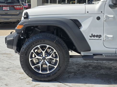 New 2025 Jeep Wrangler Sport S image 5