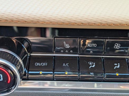 New 2026 Chevrolet Equinox ACTIV w/ Safety and Technology Package image 24