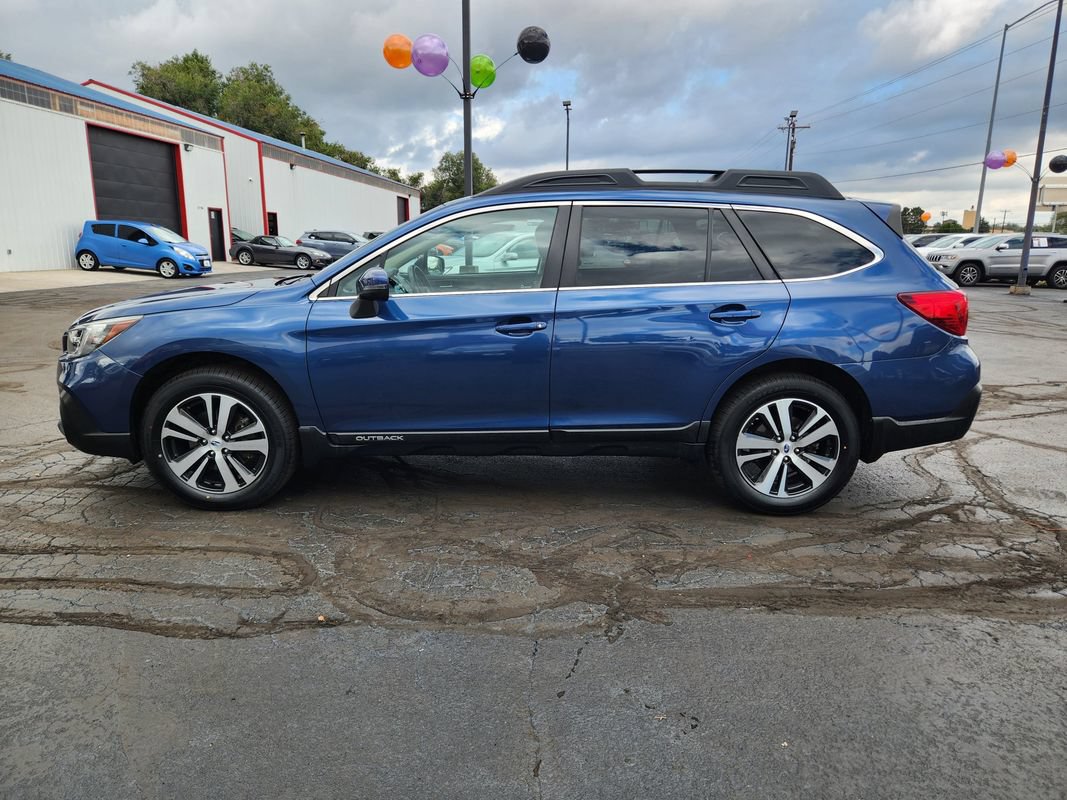 Used 2019 Subaru Outback 2.5i Limited AWD/4WD image 8