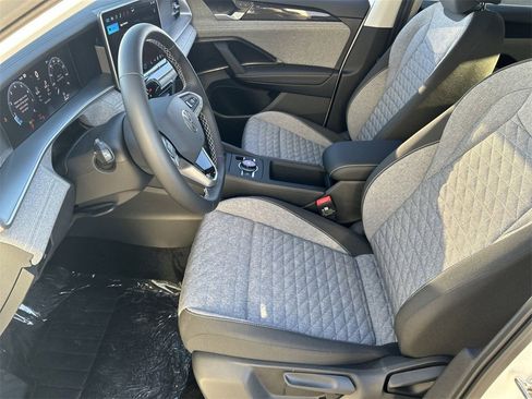 New 2026 Volkswagen Tiguan S image 15