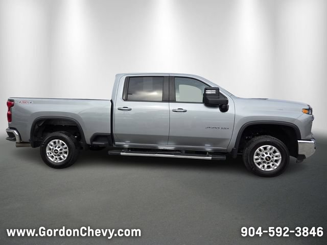 Used 2025 Chevrolet Silverado 2500 LT w/ Convenience Package AWD/4WD image 7