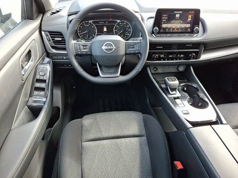 New 2026 Nissan Rogue SV image 9