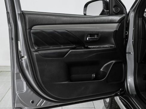 Used 2022 Mitsubishi Outlander SEL AWD/4WD image 40