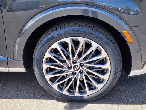 New 2026 Hyundai Palisade Calligraphy AWD/4WD image 18