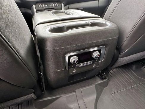 Used 2021 GMC Yukon SLT w/ SLT Luxury Plus Package AWD/4WD image 13