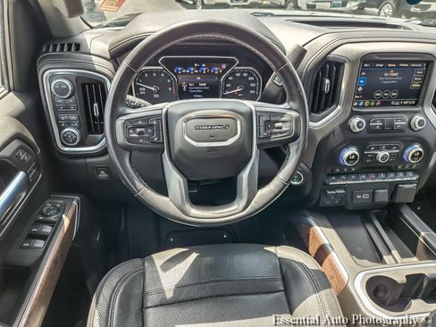 Used 2021 GMC Sierra 1500 Denali w/ Denali Ultimate Package AWD/4WD image 11