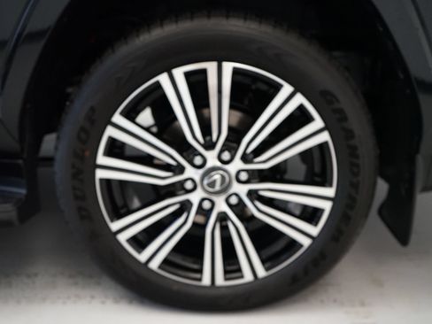 Used 2026 Lexus LX 600 4WD w/ Appearance Package image 36
