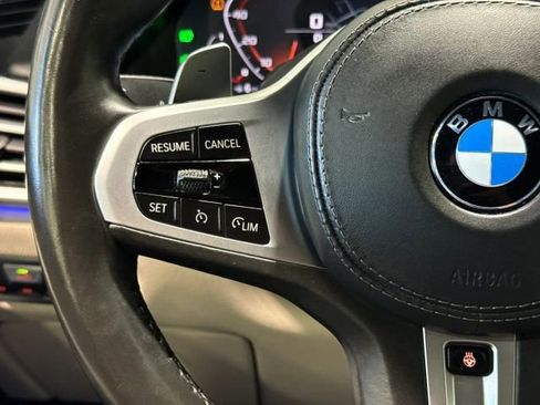 Used 2020 BMW X7 M50i w/ Dynamic Handling Package AWD/4WD image 15