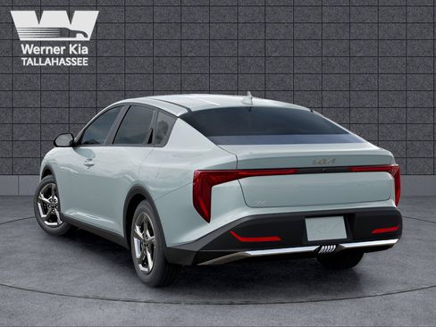 New 2026 Kia K4 LXS image 4