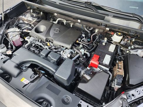 Used 2023 Toyota RAV4 XLE image 9