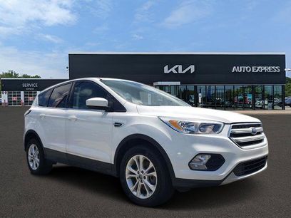 Used 2017 Ford Escape SE