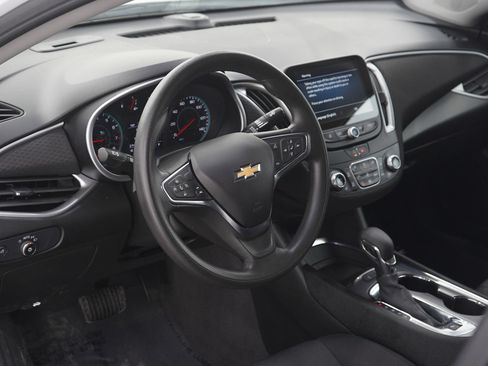 Used 2024 Chevrolet Malibu LT image 22