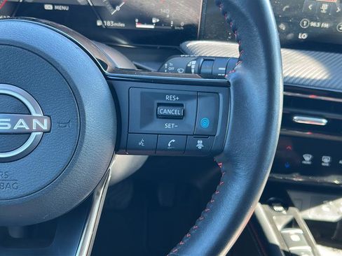 Used 2025 Nissan Kicks SR image 10