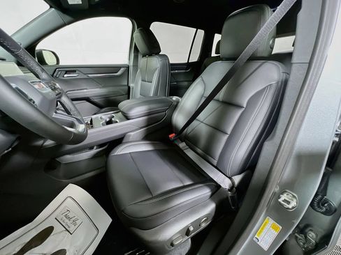 New 2026 GMC Acadia Elevation w/ Elevation Premium Package AWD/4WD image 18