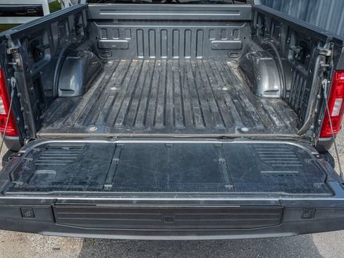 Used 2022 Ford F150 XLT w/ Equipment Group 302A High RWD image 14