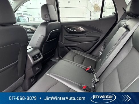 Certified 2024 GMC Terrain SLT image 23