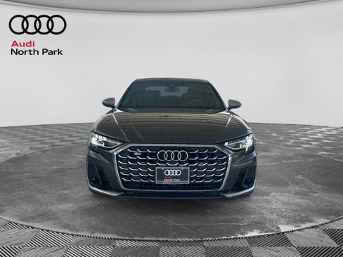 Used 2023 Audi S8 AWD/4WD image 8