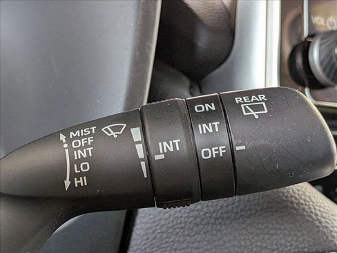 Used 2023 Toyota RAV4 XLE FWD image 11