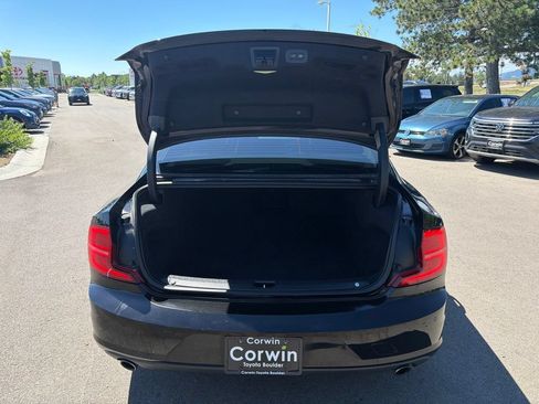 Used 2018 Volvo S90 T5 Momentum w/ Convenience Package FWD image 14