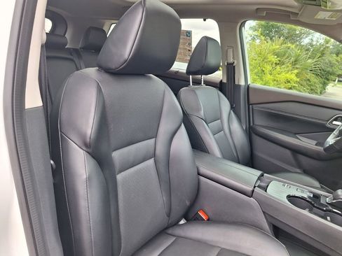 Used 2021 Nissan Rogue SV w/ Premium Package FWD image 29