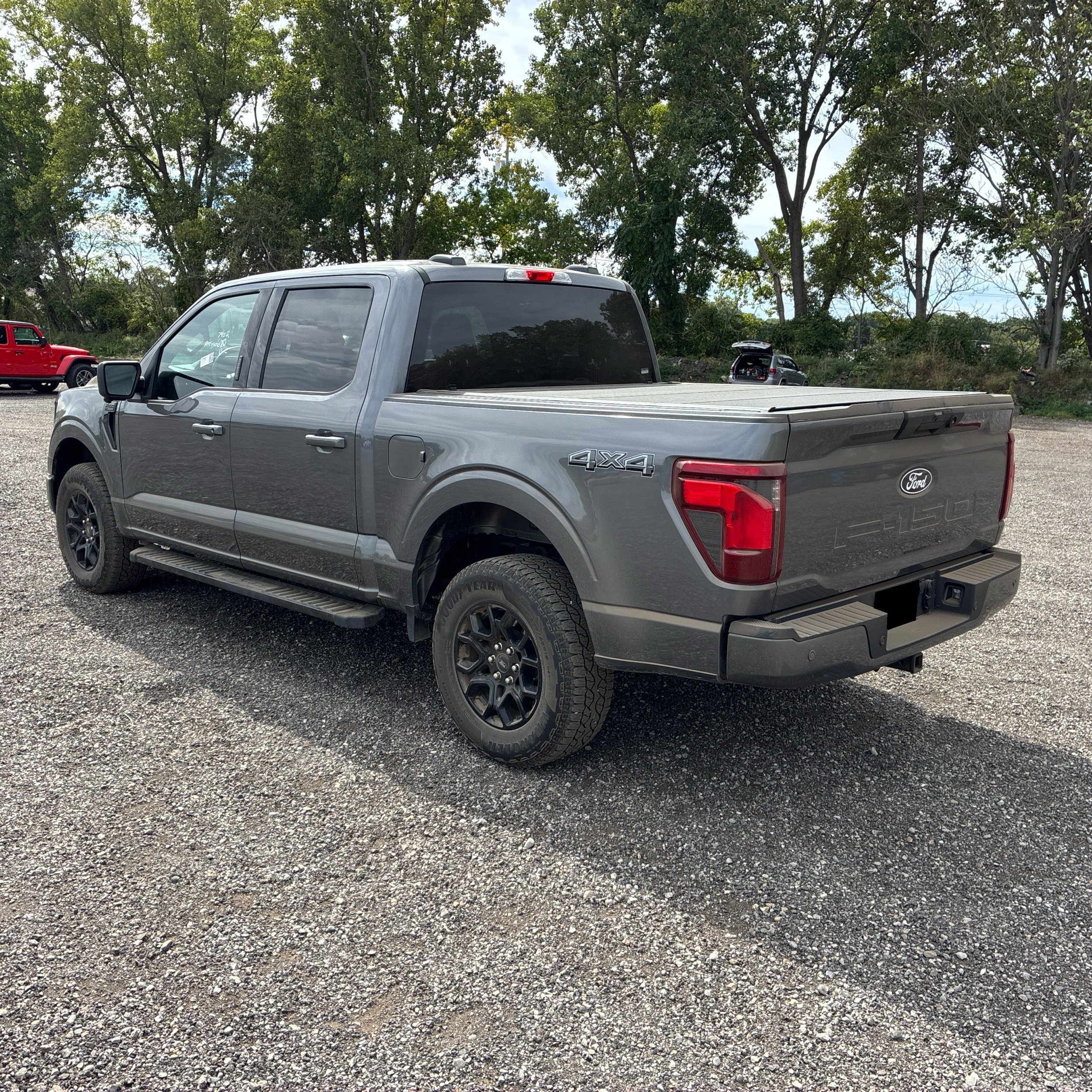 Used 2024 Ford F150 XLT w/ XLT Black Appearance Package AWD/4WD image 4