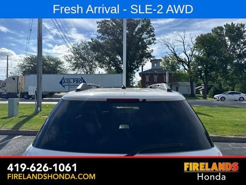Used 2015 GMC Acadia SLE AWD/4WD image 5
