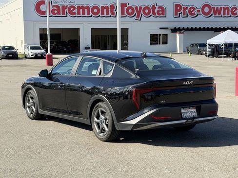 Used 2025 Kia K4 LXS image 4