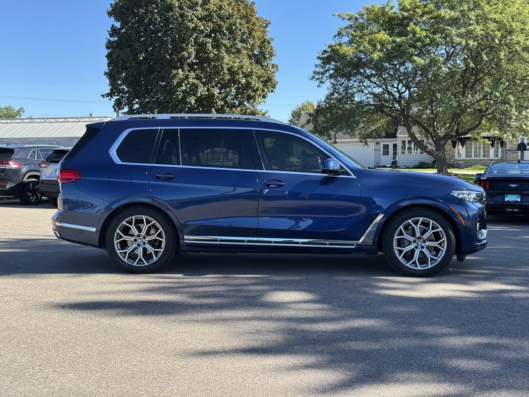 Used 2020 BMW X7 xDrive40i w/ Premium Package AWD/4WD image 9