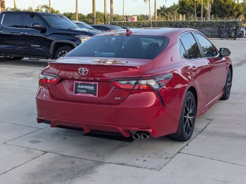 Used 2023 Toyota Camry SE w/ Convenience Package image 5
