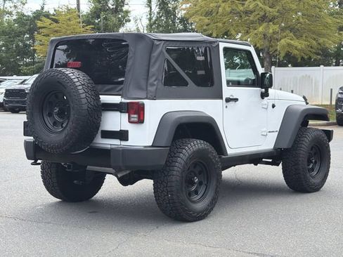 Used 2017 Jeep Wrangler Sport AWD/4WD image 13