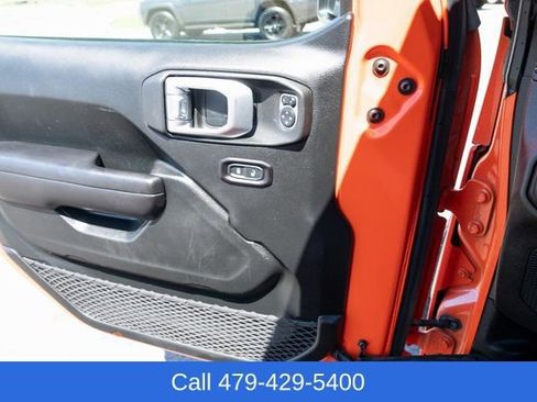 Used 2018 Jeep Wrangler Unlimited Sport S image 26