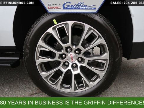 New 2026 GMC Yukon XL Denali w/ Sun & Power Step Package AWD/4WD image 25