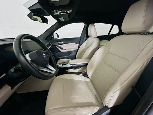 Used 2025 BMW X2 xDrive28i image 13