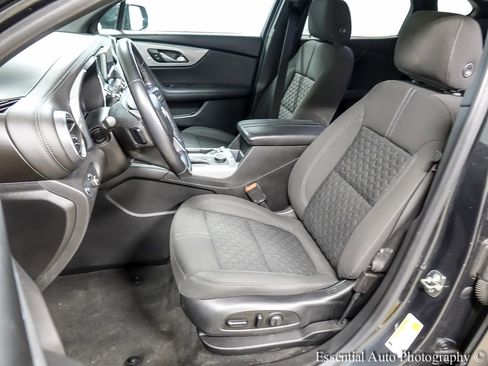 Used 2020 Chevrolet Blazer LT image 9