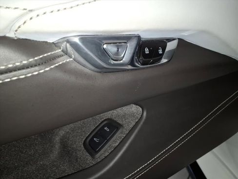 Used 2020 Chevrolet Corvette Stingray Premium Cpe w/ 3LT Preferred Equipment Group image 20