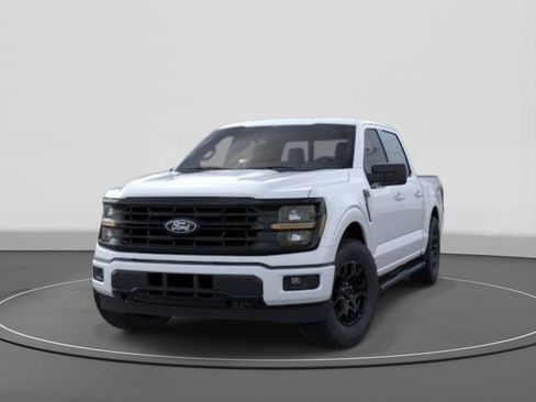 New 2026 Ford F150 XLT w/ XLT Black Appearance Package AWD/4WD image 2