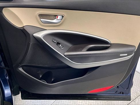 Used 2017 Hyundai Santa Fe Sport FWD image 19