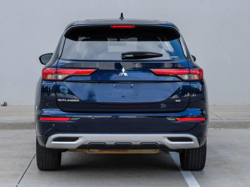 Used 2022 Mitsubishi Outlander SE AWD/4WD image 8