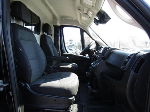 Used 2023 RAM ProMaster 2500 image 19