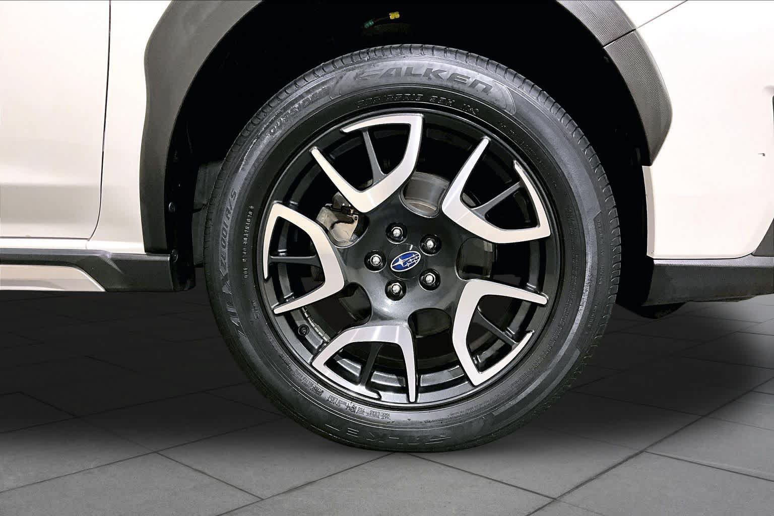 Used 2020 Subaru Crosstrek Hybrid AWD/4WD image 10