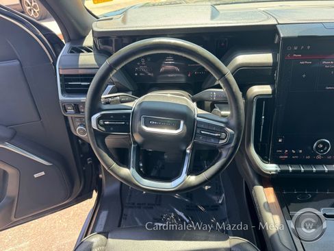 Used 2025 GMC Yukon XL Denali AWD/4WD image 18