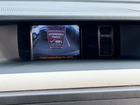 Used 2013 Toyota Sienna LE image 35