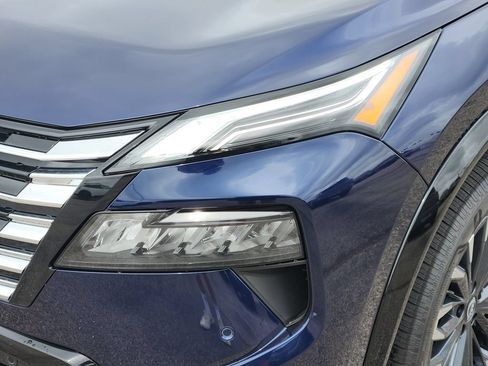 New 2026 Nissan Rogue Platinum AWD/4WD image 5