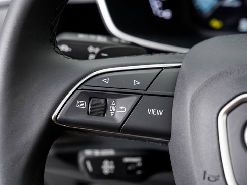 New 2025 Audi Q3 2.0T Premium image 12