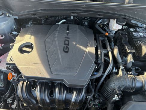 Used 2025 Kia Sportage LX image 31