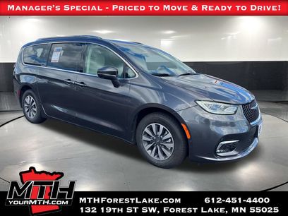 Used 2021 Chrysler Pacifica Touring-L