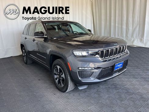 Used 2023 Jeep Grand Cherokee 4WD 4xe image 33