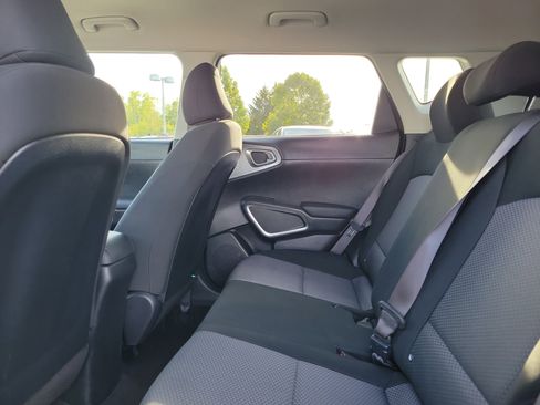 Used 2024 Kia Soul LX w/ Option Group 015 image 11